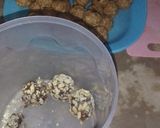 Foto langkah ke 4 dari resep Kurma Kacang Coklat.