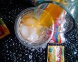 Foto langkah ke 5 dari resep Es Nutrisari Yakult.