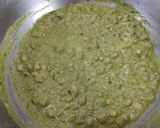 A picture of step 8 of Lilva Tuvar in green garlic gravy.