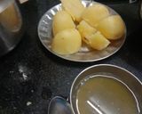 A picture of step 2 of Kathiyavadi bhaji with paratha.