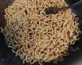 Foto langkah ke 2 dari resep Mie Goreng Bumbu Kacang.