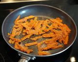 A picture of step 3 of Carrot Gomamiso Kinnpira - Japanese #vegan.