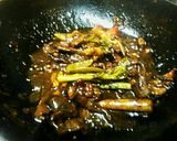A picture of step 11 of Tex's Beef & Walnuts in Oyster Sauce 🐂🍲🇨🇳.