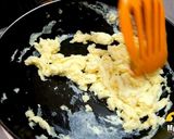 รูปขั้นตอนการทำที่ 3 ของ กิมจิผัดไข่