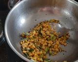 A picture of step 3 of Veg. Sevaiya upma.