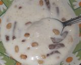 A picture of step 3 of Ijebu garri with milk.