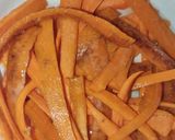 A picture of step 5 of Carrot Peel Crispy Crunchy Chips 🥕😋.