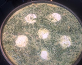 Foto del paso 4 de la receta: Quiche de espinacas, piñones y queso de cabra