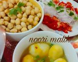 A picture of step 9 of Dahi bare        karachi street famous.