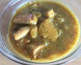 A picture of step 6 of Salmon in coconut curry.