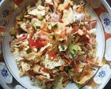 A picture of step 3 of Papad chat.
