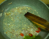Foto langkah ke 3 dari resep Tumis kangkung tauge pedas manis (cocok untuk diet).