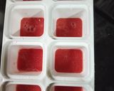 A picture of step 3 of Watermelon Popsicles.
