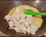 A picture of step 3 of Rasmalai Fudge (White chocolate fudge).