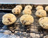 Foto del paso 11 de la receta: Galletitas blandas de coco y pepitas de chocolate
