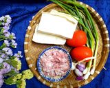 Hình bước làm 1 của món Đậu hũ hầm thịt cà chua