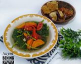 Foto langkah ke 4 dari resep Sayur Bening Bayam Wortel.