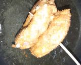 A picture of step 7 of Cheesy onion rings.