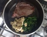 Foto del paso 2 de la receta: Bife de Picaña a la plancha con espinaca y hongos