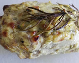 Foto del paso 4 de la receta: Solomillo de cerdo al ajo, albahaca y romero