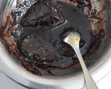 होम मेड चॉकलेट (homemade chocolate recipe in Hindi) रेसिपी चरण 3 फोटो