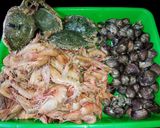 Foto langkah ke 1 dari resep Seafood Saus Padang Komplit (Seafood Asam Pedas Manis aka Seafood Tumpah).