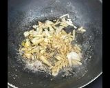A picture of step 4 of Fried Meatball Stew.