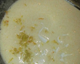 Foto del paso 2 de la receta: Bizcocho de yogur con manzana