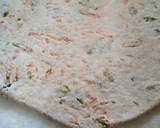 Dhaniya mooli parathe recipe step 3 photo