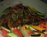 Foto del paso 1 de la receta: Wok de verdura y pollo