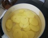 Foto langkah ke 1 dari resep Potato Au Gratin Bolognese Sauce.