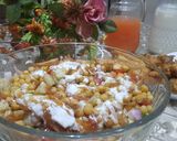 A picture of step 5 of Chickpea salad with yogurt and tamarind sauce.
