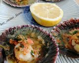 A picture of step 6 of Scallops with Garlic and Parsley.