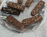A picture of step 8 of Peanut butter chocolate bar.