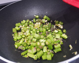 Foto del paso 2 de la receta: Festival de esparragos, champiñones y ajos tiernos