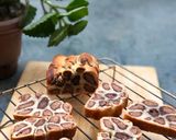 A picture of step 9 of Leopard print choco vanilla bread.