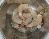 Foto langkah ke 1 dari resep Udang Abon Telur (Butter Prawns with Egg Floss).