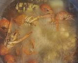 รูปขั้นตอนการทำที่ 1 ของ Cajun Crayfish กุ้งก้ามแดงคาจัน
