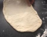 A picture of step 4 of Neapolitan pizza (including the dough).