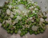 मटार भात (matar bhat recipe in marathi) रेसिपी स्टेप 5 फोटो 