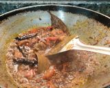 A picture of step 6 of Dhaba style palak paneer.