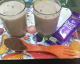 A picture of step 4 of Chocolate Milk Shake.