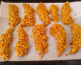 Foto del paso 4 de la receta: Solomillos de pollo con kikos {al horno}