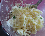 Foto del paso 5 de la receta: Pizza de pollo con los bordes rellenos