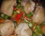 Foto langkah ke 3 dari resep Garang Asem Ayam.