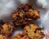 Foto del paso 5 de la receta: Buñuelos de lechuga