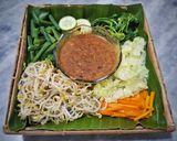 Foto langkah ke 4 dari resep Lontong Pecel #120.