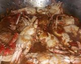 A picture of step 4 of Crab curry.