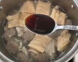Foto langkah ke 4 dari resep Sup Ayam Bakso-Kembang Tahu.