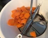 Une image de l'étape 4 de Purée de carottes aux épices, ail et persil.